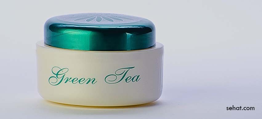 Homemade Green Tea Body Scrub For Glowing Skin