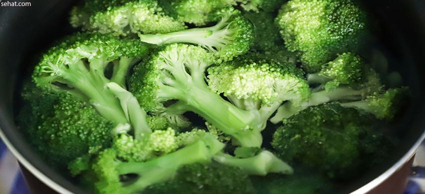 Food That Cause Painful Gas - Cruciferous Vegetables And Brocolli