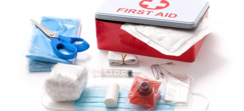 First Aid UK: 4 Tips For Becoming A First Aider At Home
