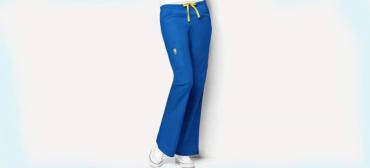 Guide to Healthcare Uniforms & Scrubs for Nurses
