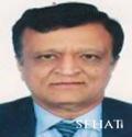 Dr. Vikram Sanghavi Oncologist in S.L. Raheja Hospital Mumbai